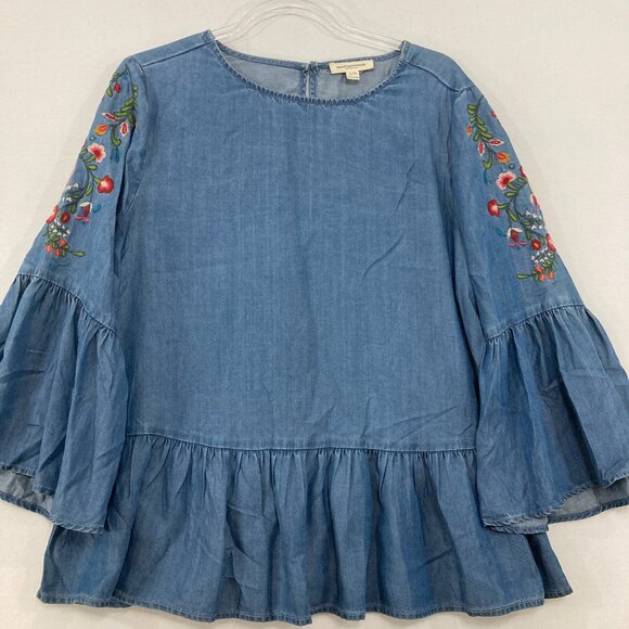 Beach Lunch Lounge Large Blue Chambray Floral Embroidered Feminine Blouse - Picture 1 of 10